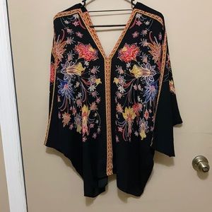 Lovely black colorful flowing top Long top & sleeves. Goes with everything SLIMG